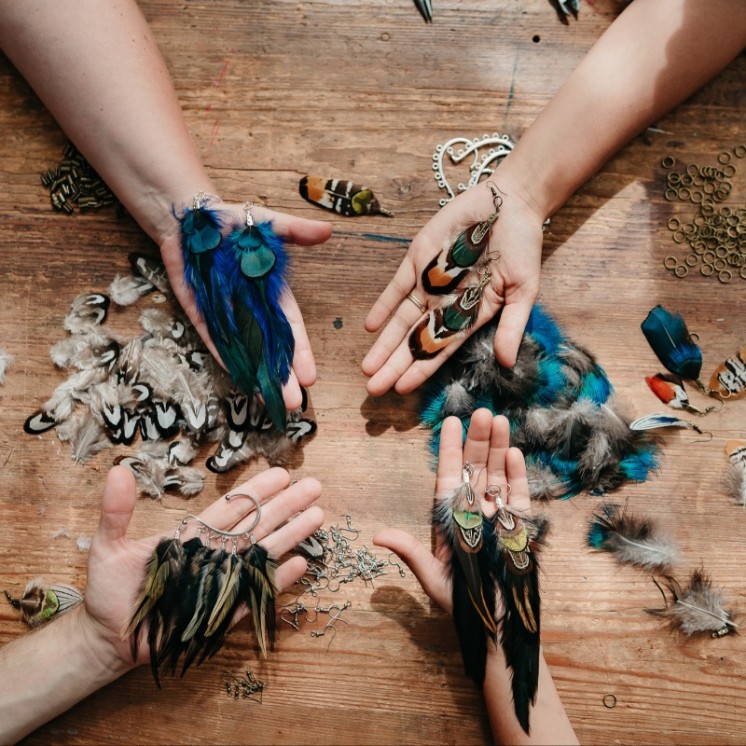 Réalisez votre bijoux en plume