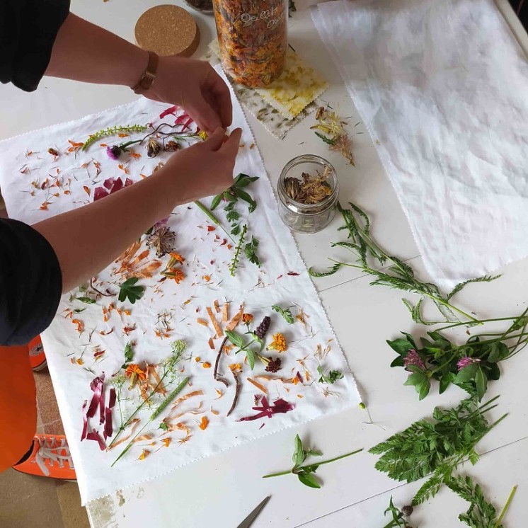 Réalisez votre foulard selon la technique du Bundle dye